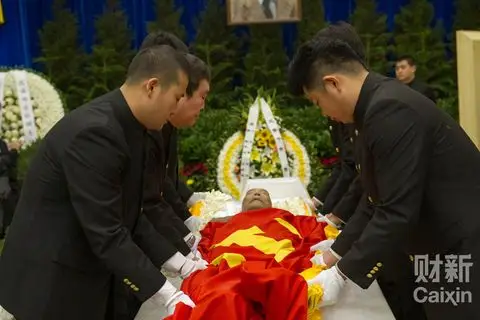 财新直击:杜润生遗体告别在八宝山举行