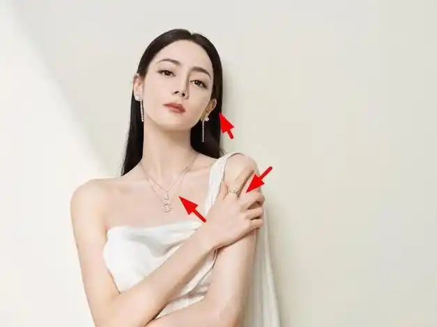 众星为日本核污水排海发声,任豪褒贬不一,迪丽热巴代言引争议!