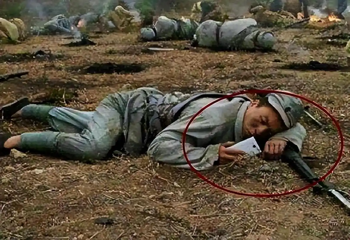 回顾这些哭笑不得的穿帮镜头如今个个成了经典你都看过哪些