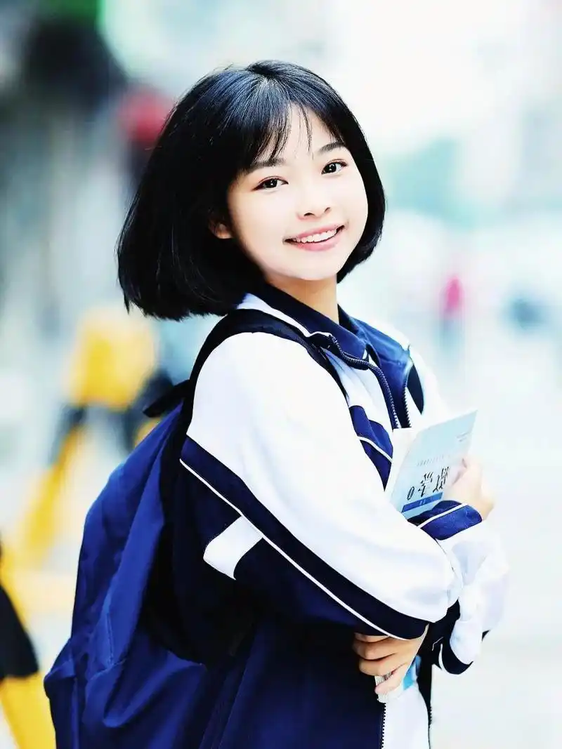 上海十四岁女孩在跳楼前留下了签字遗书,句句扎心.