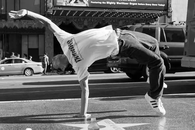 关于breaking的动作名称