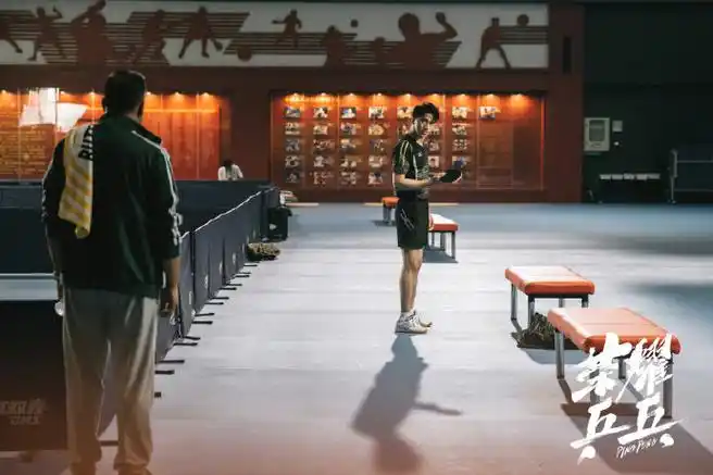 于克南被退队真相#《荣耀乒乓》这段看的气死我了,当年于克南@许魏洲