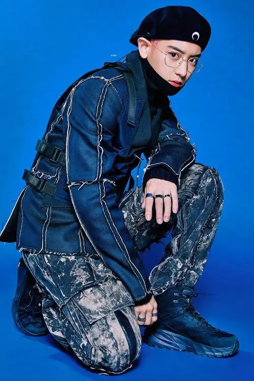 exo 朴灿烈 cr:logo