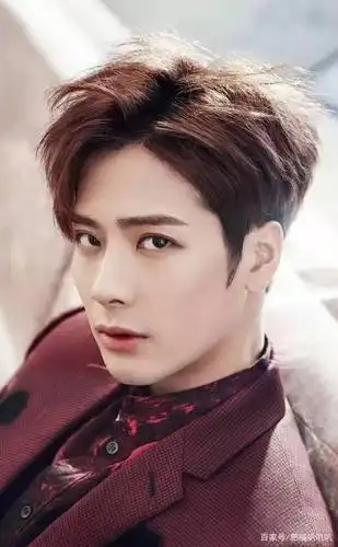 2020全球最帅100人,中国男星肖战上榜