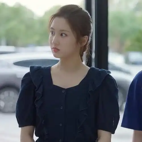 张慧雯同款衣服 原版欢乐颂3张慧雯何悯鸿同款短袖衬衫上衣泡泡袖t恤