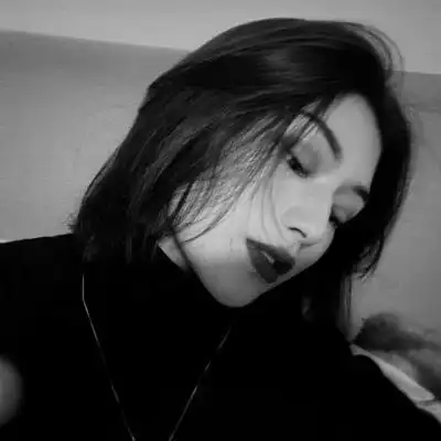 霜蛊优质黑白女御成熟高冷