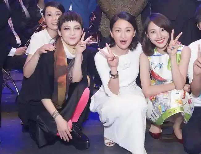 按时间轴周迅范晓萱的20062017