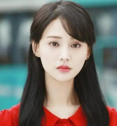 郑爽并非"贝微微"的最佳人选,看到安悦溪穿上红衣,也被惊艳到