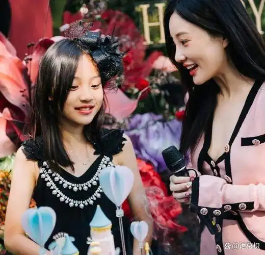 新大佬帮吴亦凡脱罪黄景瑜官宣分手了某女星痛骂前男友