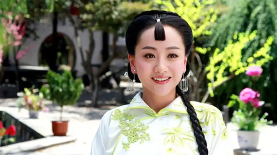 女主角杨蓉,在《情定三生》里饰演顾知夏,是真善美的代表.