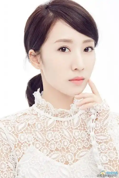 原创这谁顶得住嘛阔太李念这身材真性感