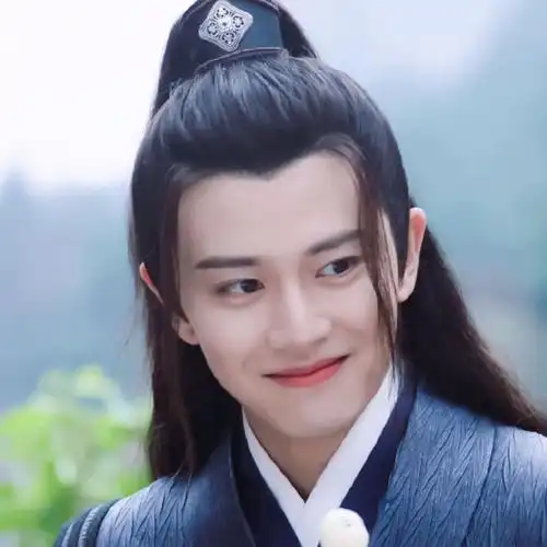 任嘉伦[超话]# [给你小心心]#任嘉伦浮云# . 来自游玛玛 - 微博