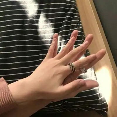 手的情侣头像手控一对携手你我白头偕老