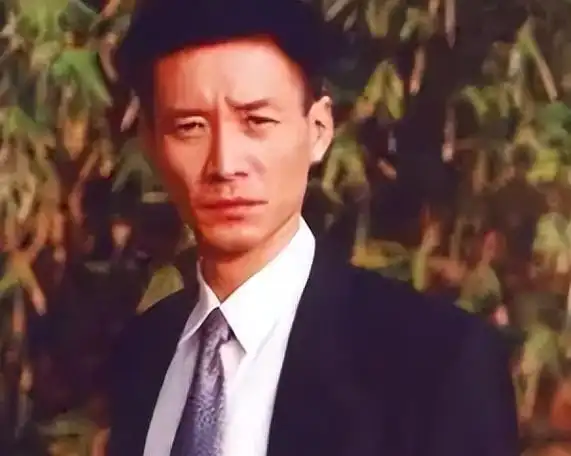 回顾田小洁其貌不扬干过修车工离过婚却娶到江珊到底有何魅力