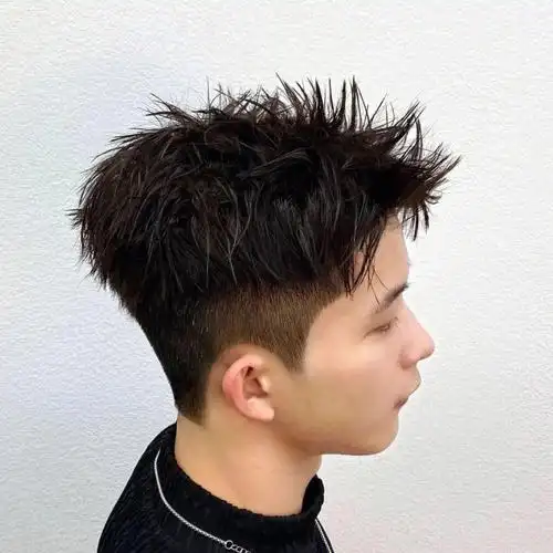 男士一定要尝试的发型