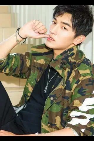 杨旭文_杨旭文图片_杨旭文剧照图片_杨旭文写真图片_杨旭文肌肉