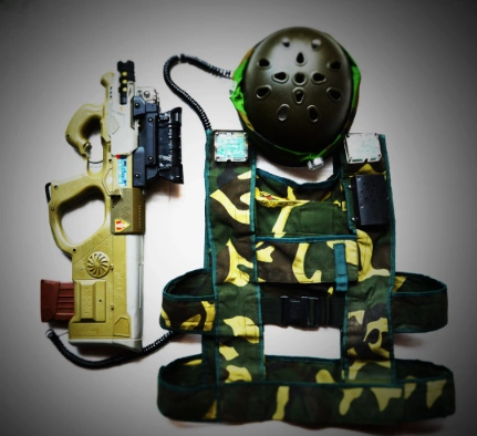 真人cs装备发射器