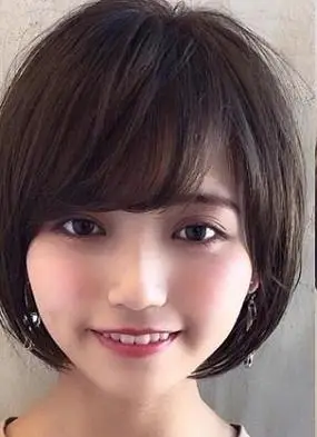 适合大脸的女生波波头 可爱又减龄_发型造型_宝妈时尚生活网