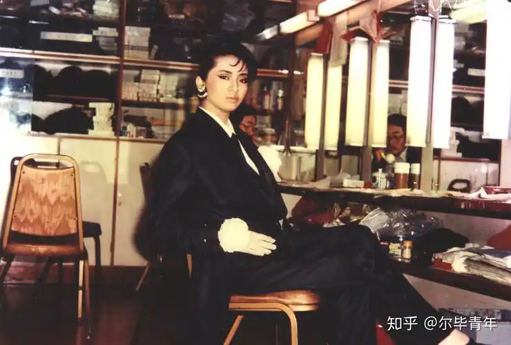 你觉得梅艳芳最好看的图片是哪张