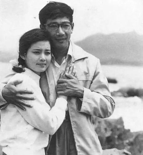 原创72岁米家山婚姻坎坷与相伴8年的妻子潘虹离婚至今孑然一身