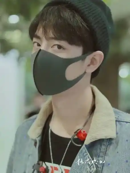 肖战: 站稳 站稳了小飞侠: 嗯肖战好a 这套造型也好好看#肖战#肖战