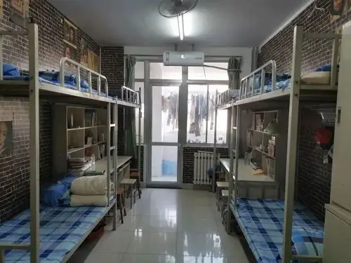 眼中的它温馨"小窝"沐友谊之风,扬宿舍风采看看我们的温馨"小窝"快和