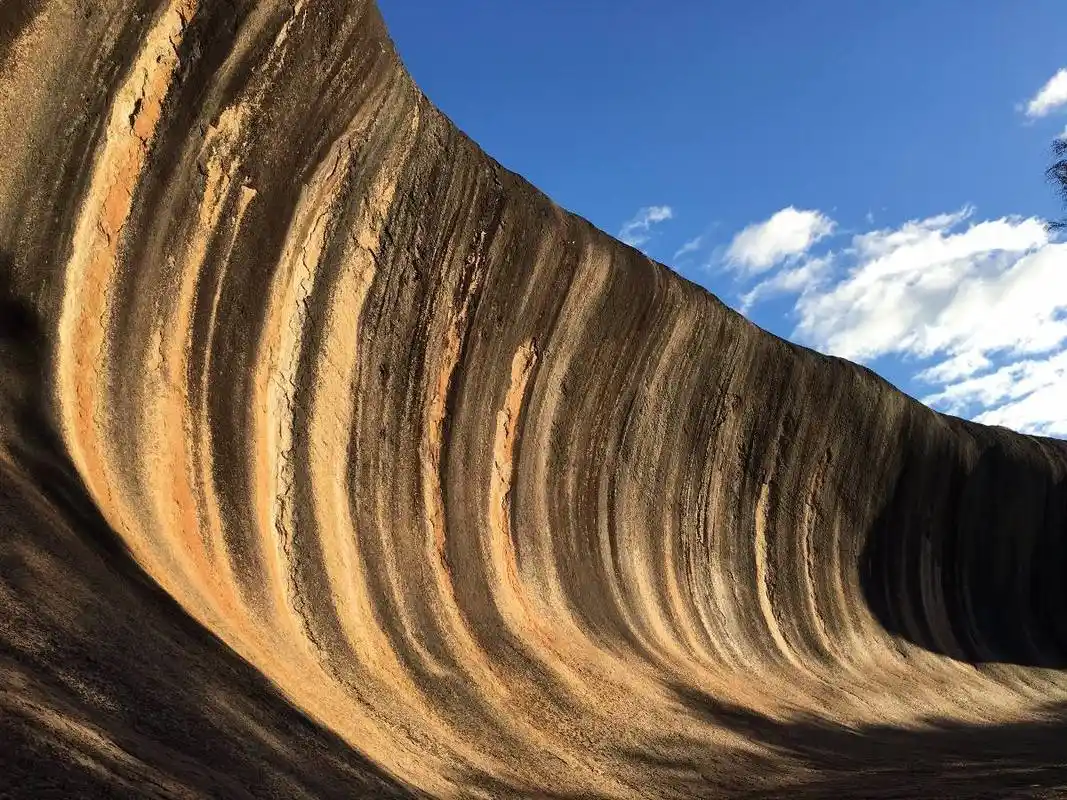 全球最怪的石瀑布,流了25亿年,被称为世界第八大奇观