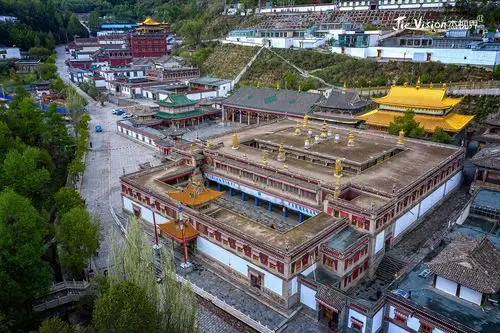 1300两黄金10000两白银修建屋顶 青海绝不能错过的景色!塔尔寺