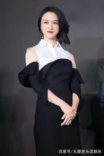 拥有天然五官气质美人汤唯