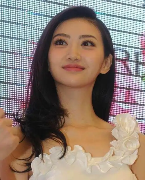 景甜这组图我还是第一次见她还有这一面