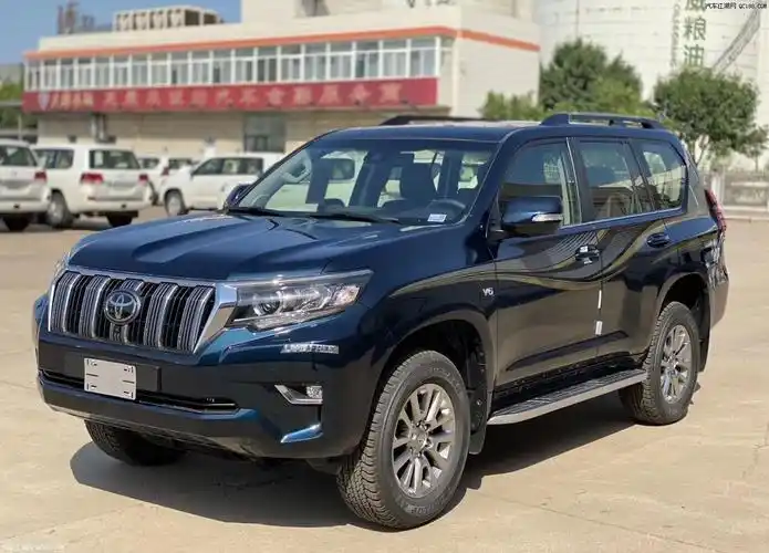 2020款中东版丰田霸道4000vx顶配实拍