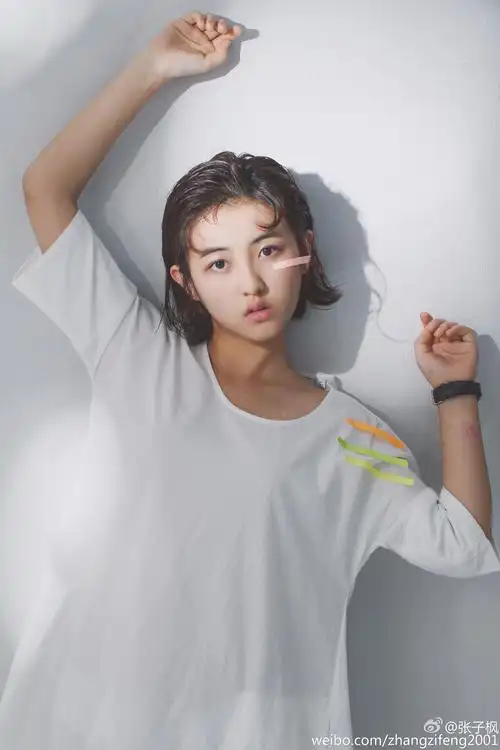 赵今麦和张子枫谁才是00后中可以撑起半边天的小花旦