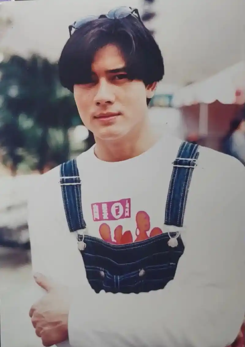 郭富城,常铸鼐独家摄影.关注点赞粉丝免费获得艺人签名照片18 - 抖音