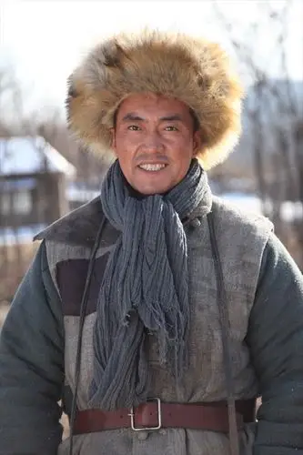 那志东变身林场工人 搭档张睿出演《林海雪原》