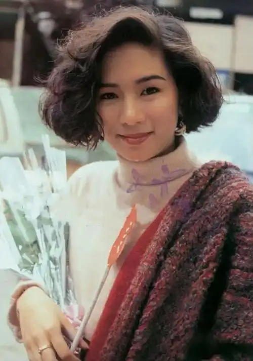 人生若只如初见星爷一生所爱的初恋罗慧娟一直活在他的电影里