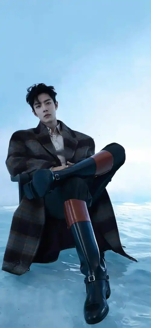 这一秒只想在爱里沉溺#肖战elle开年刊# #elle2022开年刊封面# 俊美