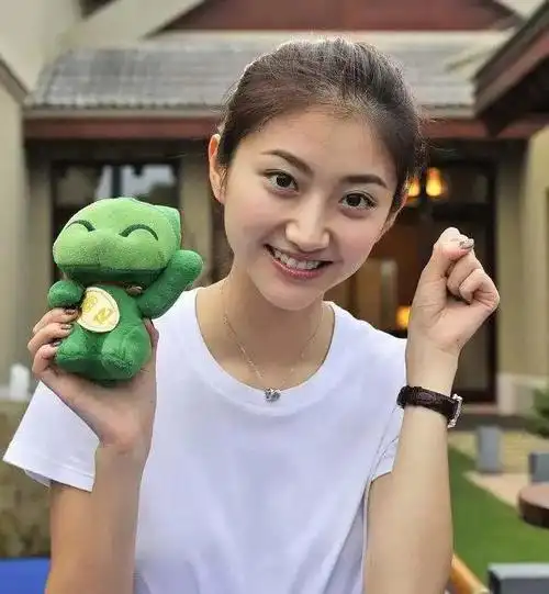 景甜童年照曝光,从小就是人间富贵花!傲娇女王人设也太惹人喜欢了_美