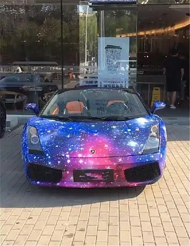 偶遇星空版兰博基尼车价388万上街回头率不输千万豪车