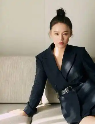 马思纯肚子上的肉肉成圈了?本人亲自回应了!要瘦成"图3"!