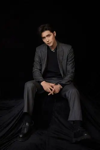 伊莎贝尔·阿佳妮时尚杂志写真图片