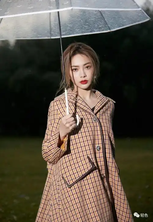 谢可寅生活照写真图片