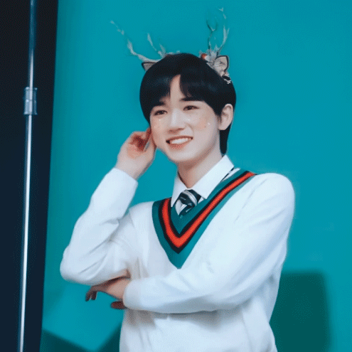 宋亚轩动图 - 堆糖,美图壁纸兴趣社区