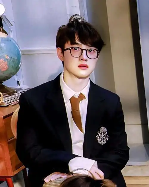 " 边伯贤"那一会到车上肯定会问的.