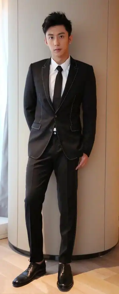 20161209黄景瑜身穿 dolcegabbana 西装亮相 嘉人 2016中国风超级盛典