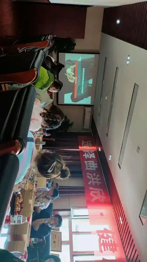 新疆曲洪欣中药取胎记祛斑祛痘祛痣疣