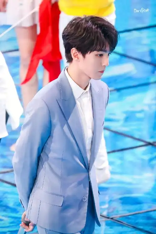 dark_star_王俊凯个人站