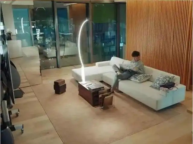 靳东戏里戏外都住豪宅装修简约时尚网友男神就是这么任性