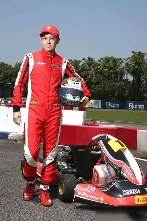 林志颖沉迷卡丁车极速快感单圈最快34秒自曝赛车在心目中位置