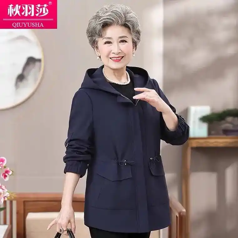 精品中老年女装风衣外套,秋季新品上新.拉链口袋设计,宽松版型 - 抖音
