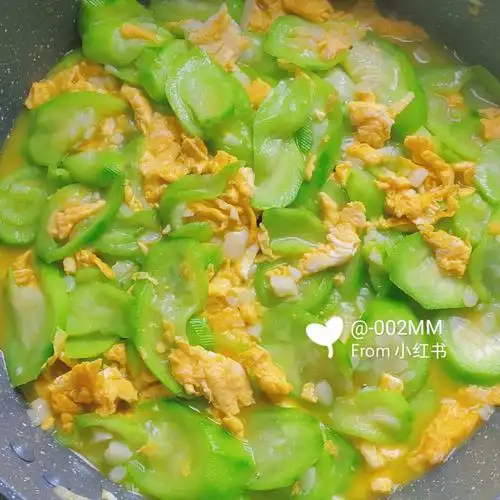 低卡家常菜丝瓜炒鸡蛋鲜香味美